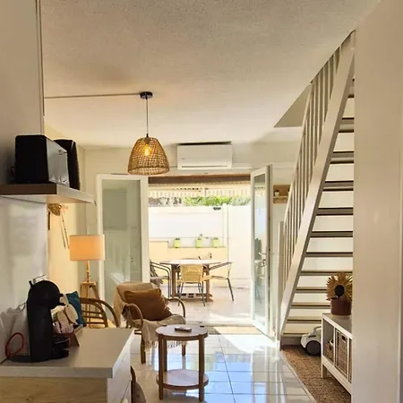 Charmante Maison Avec Terrasse Le Grau-du-Roi