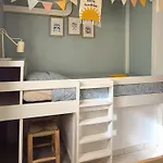 Charmante Maison Avec Terrasse Сasa de vacaciones